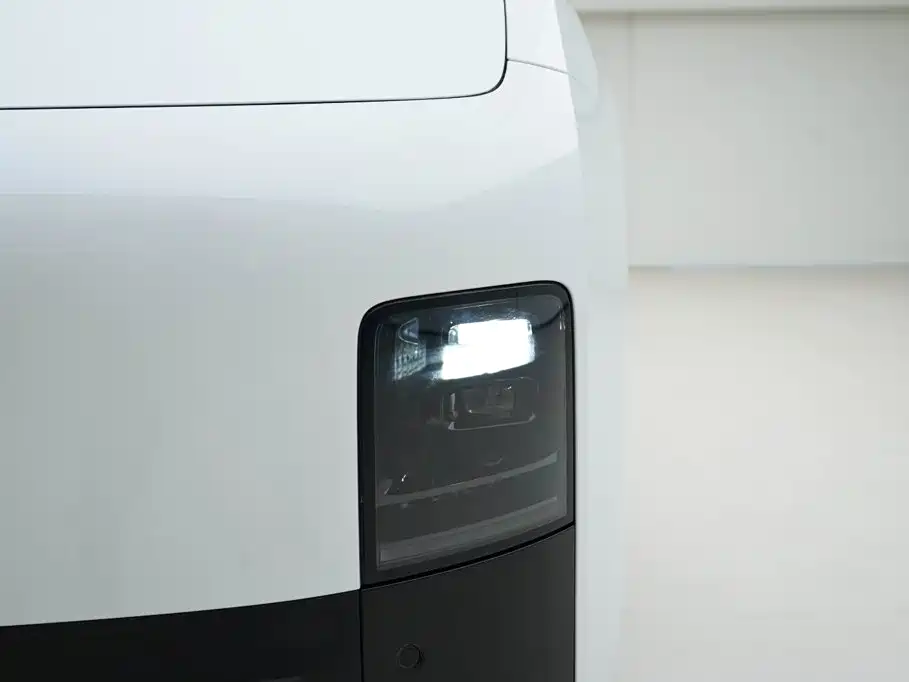 Li Auto Li MEGA — миниатюра 12