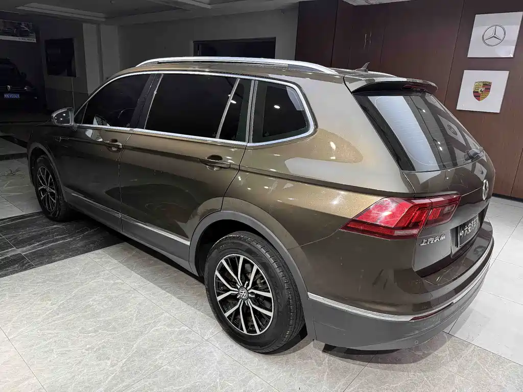Volkswagen Tiguan L — миниатюра 4