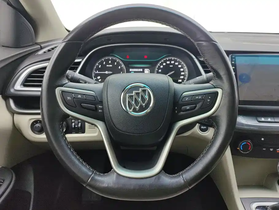 Buick Excelle — миниатюра 15