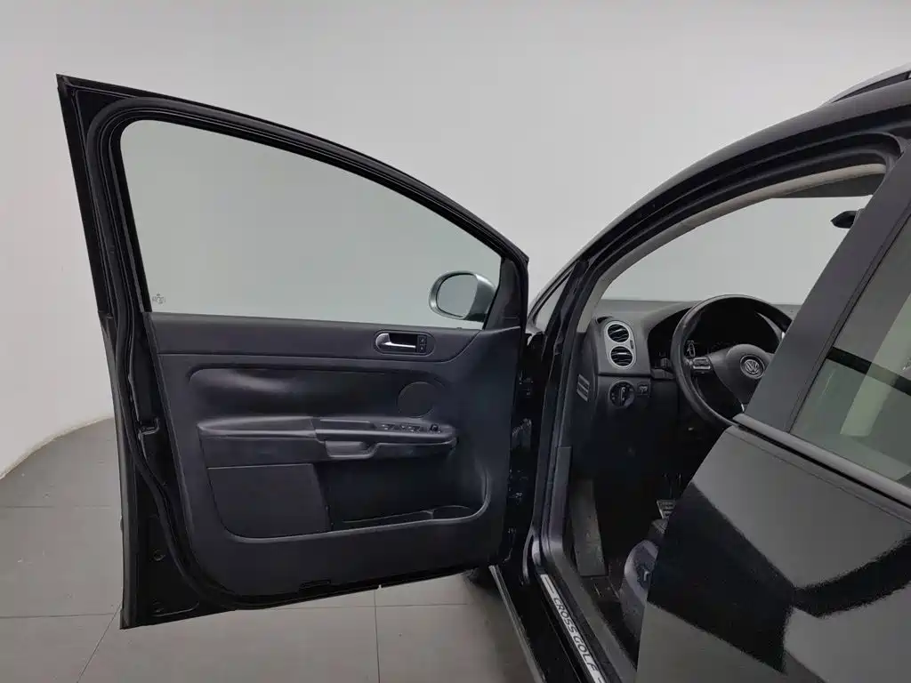 Volkswagen Golf (Import) — миниатюра 8