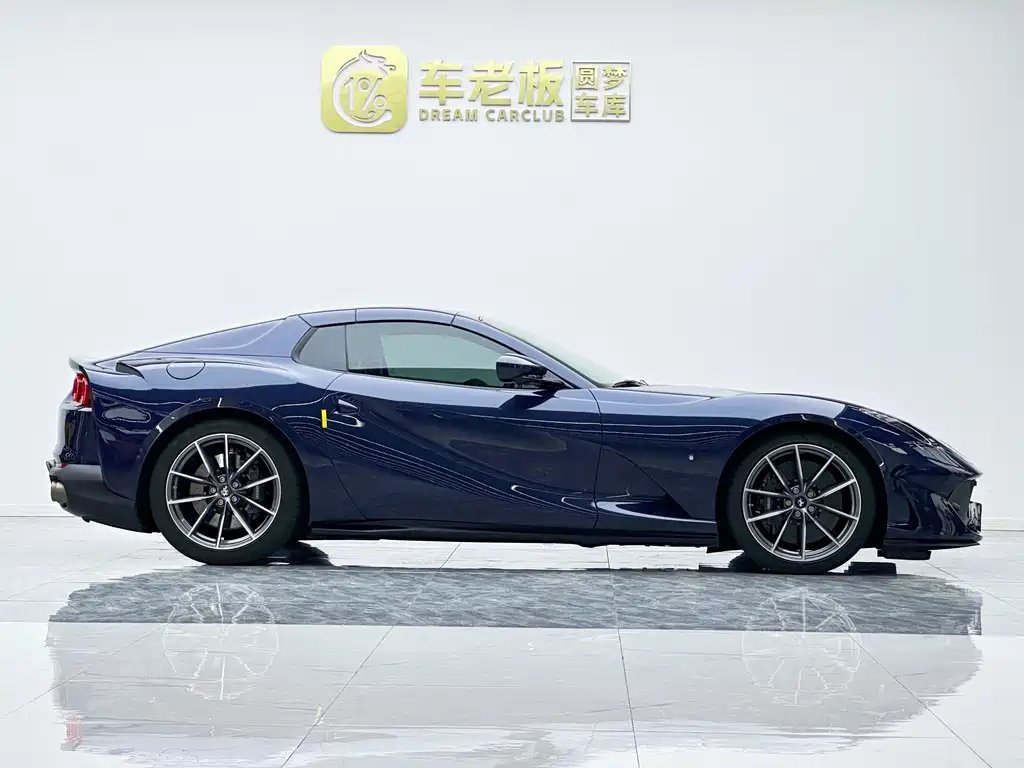 Ferrari 812 — миниатюра 8