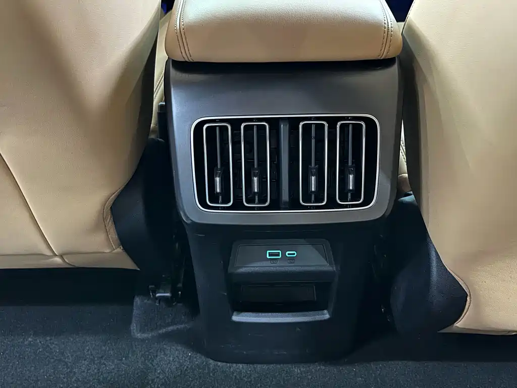 BYD L DM-i — миниатюра 15