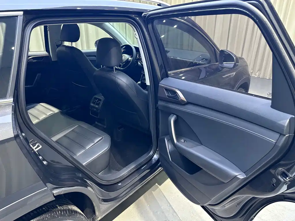 Volkswagen Tharu — миниатюра 16