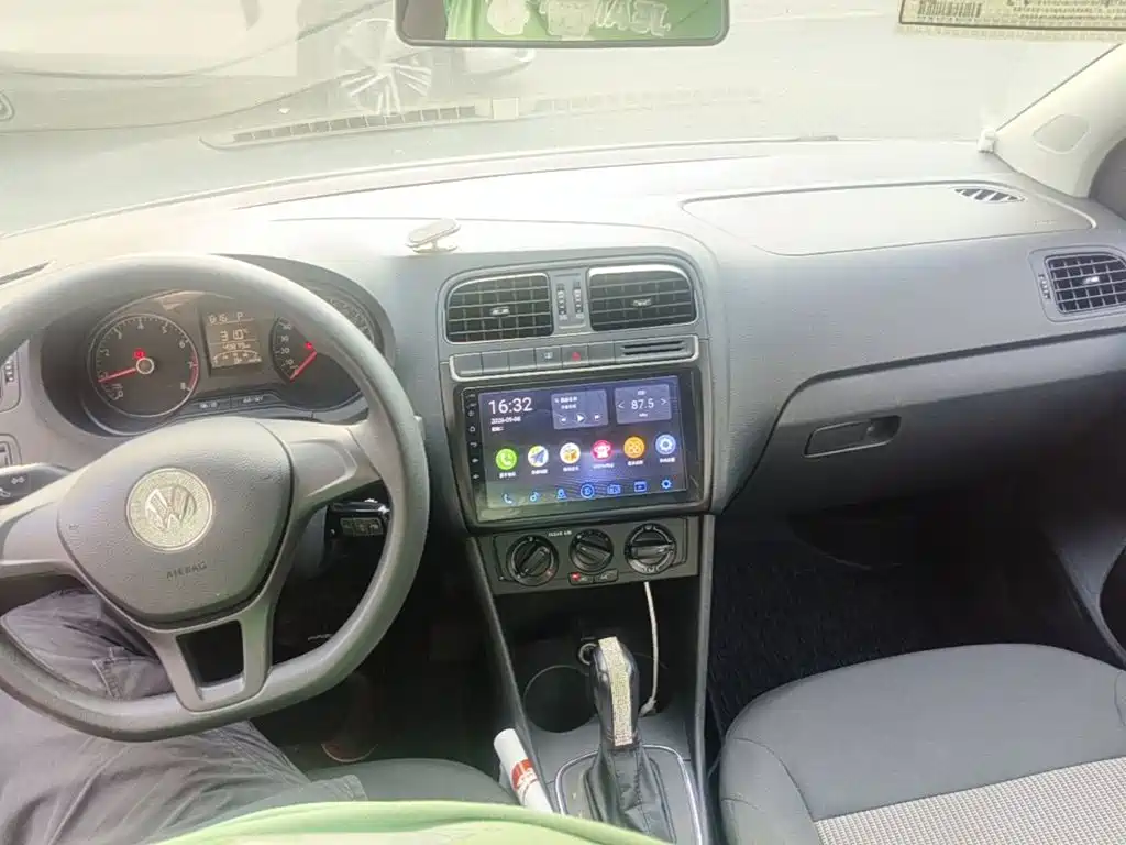 Volkswagen Polo — миниатюра 10