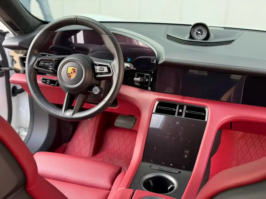 Porsche Taycan 2022 Taycan
