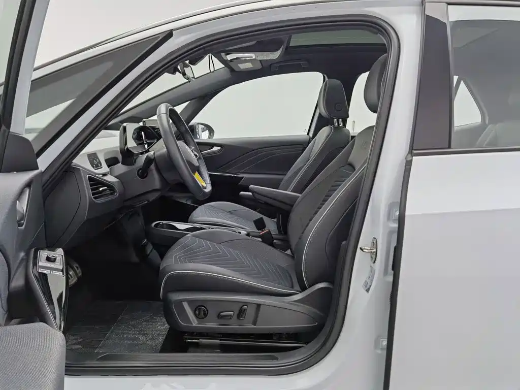 Volkswagen ID.3 — миниатюра 10