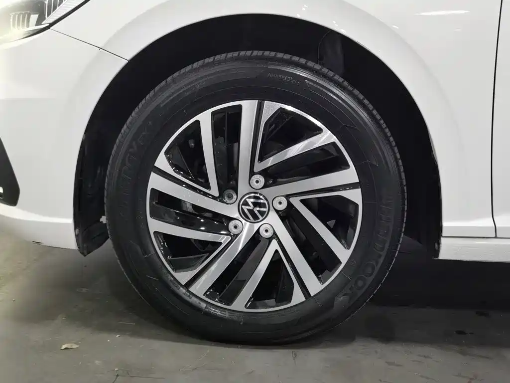 Volkswagen Lavida — миниатюра 17