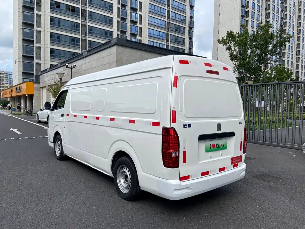Yuan Cheng Yuan Cheng Xingxiang E6 — миниатюра 5