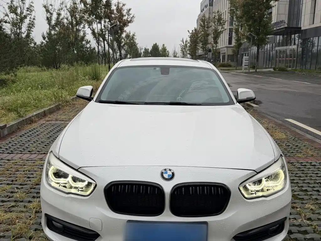 BMW 1 Series (Import) — миниатюра 23