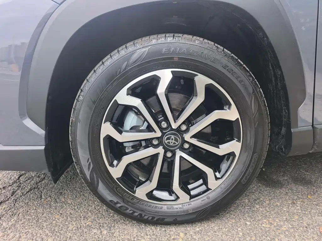 Toyota Frontlander — миниатюра 9