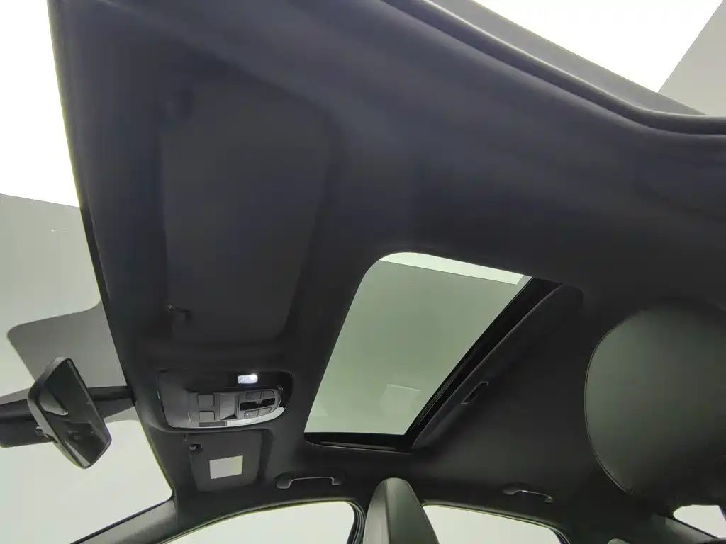 Hyundai Sonata — миниатюра 14