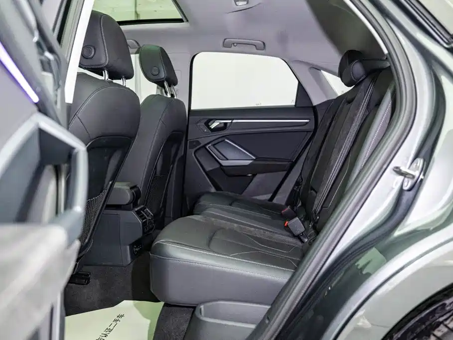 Audi Q3 Sportback — миниатюра 14