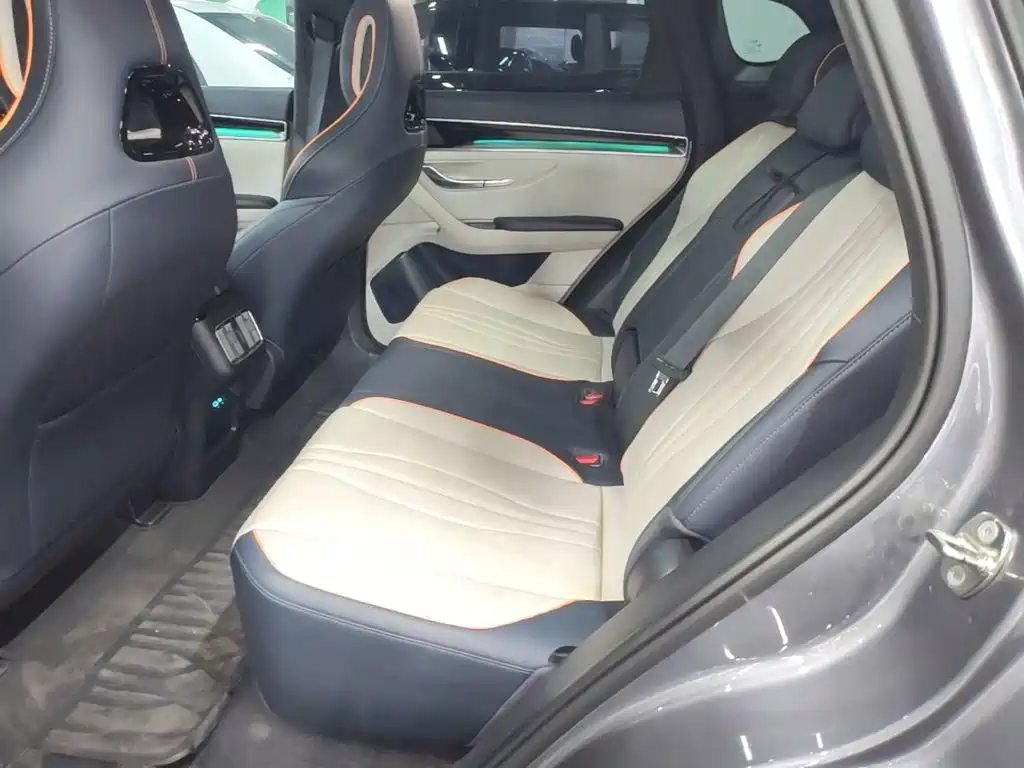 BYD PLUS New Energy — миниатюра 17