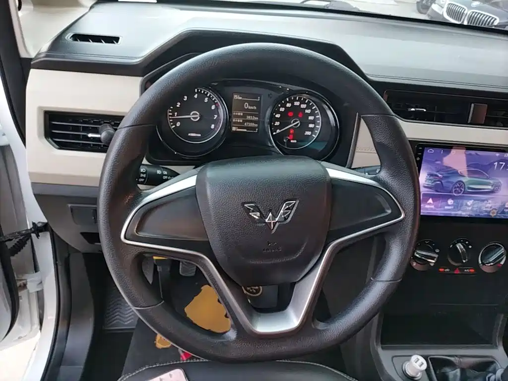 Wuling Hongguang PLUS — миниатюра 11