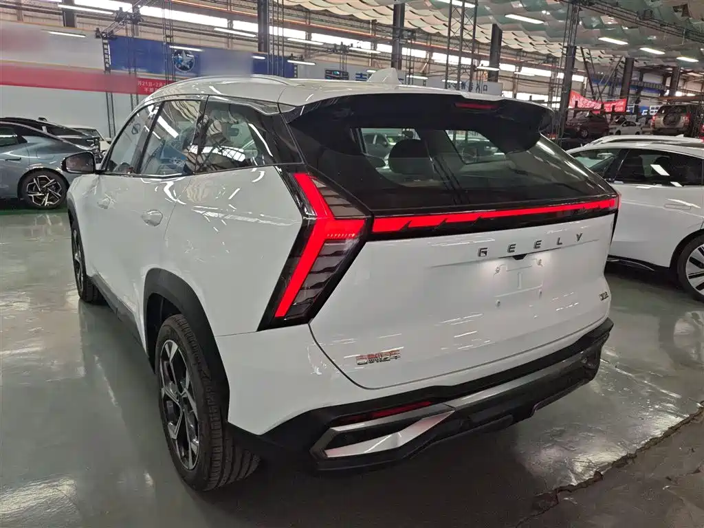 Geely Boyue L L 2023 1.5TD DCT Luxury
