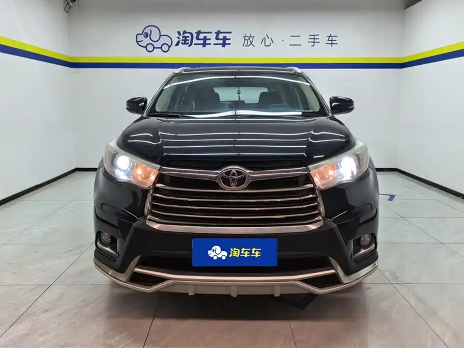 Toyota Highlander 2017 2.0T Elite 7 мест