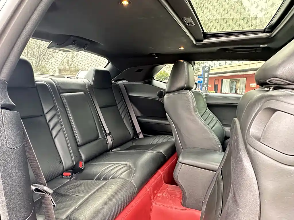 Dodge 挑战者 SRT — миниатюра 23
