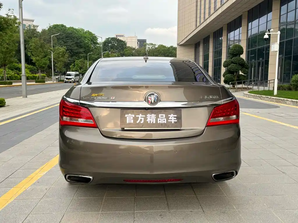 Buick LaCrosse — миниатюра 6
