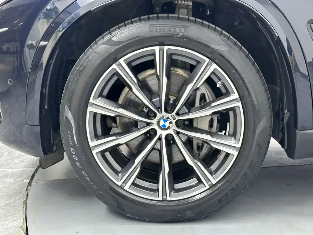 BMW X5 (Import) — миниатюра 24