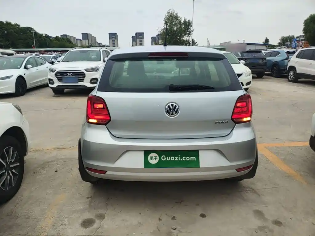 Volkswagen Polo — миниатюра 6