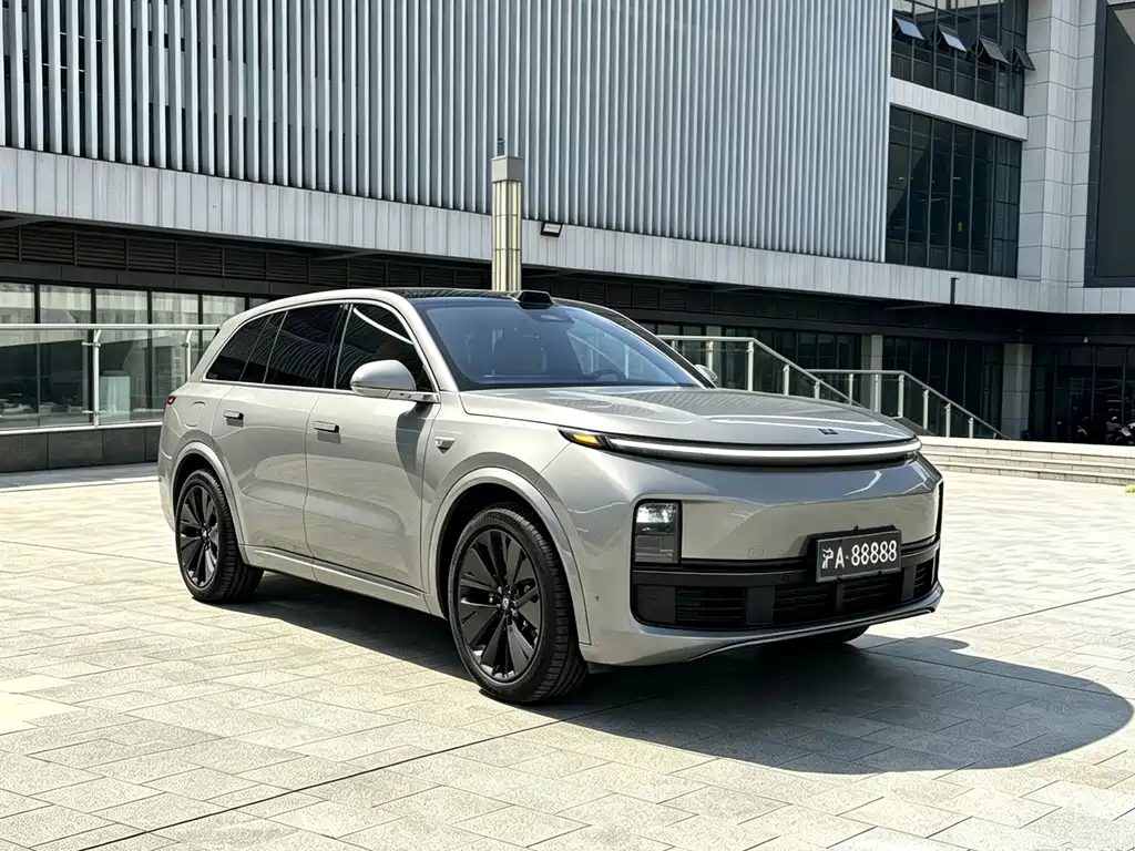 Li Auto Li L9 — миниатюра 2