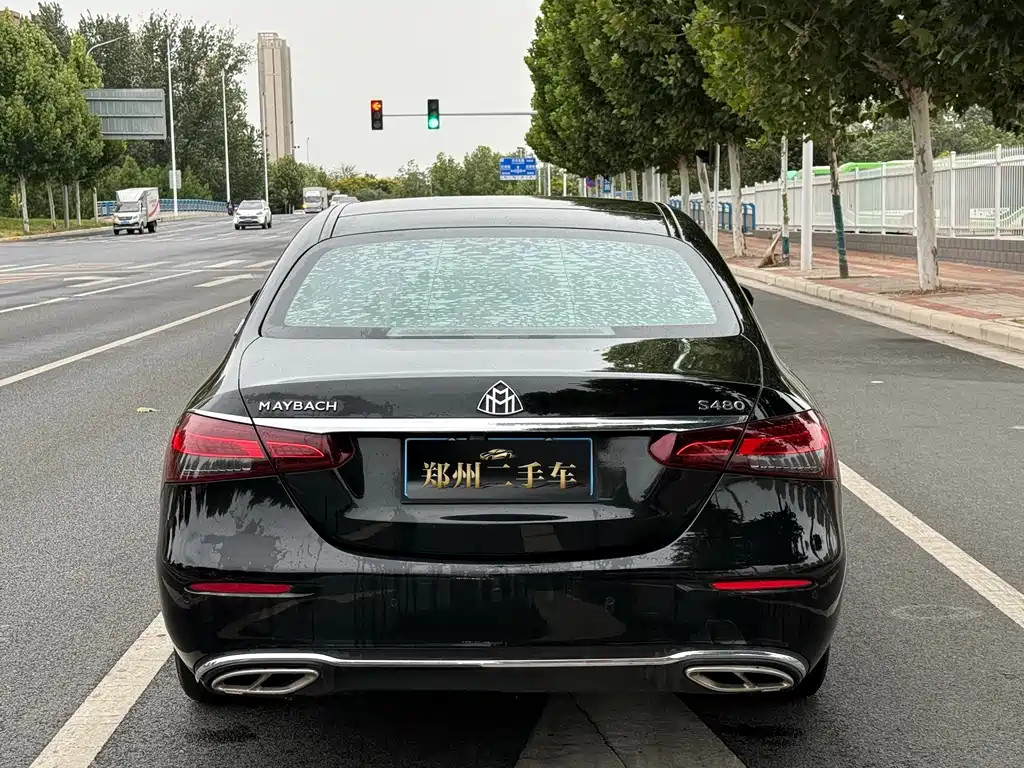 Mercedes-Benz E-Class — миниатюра 20