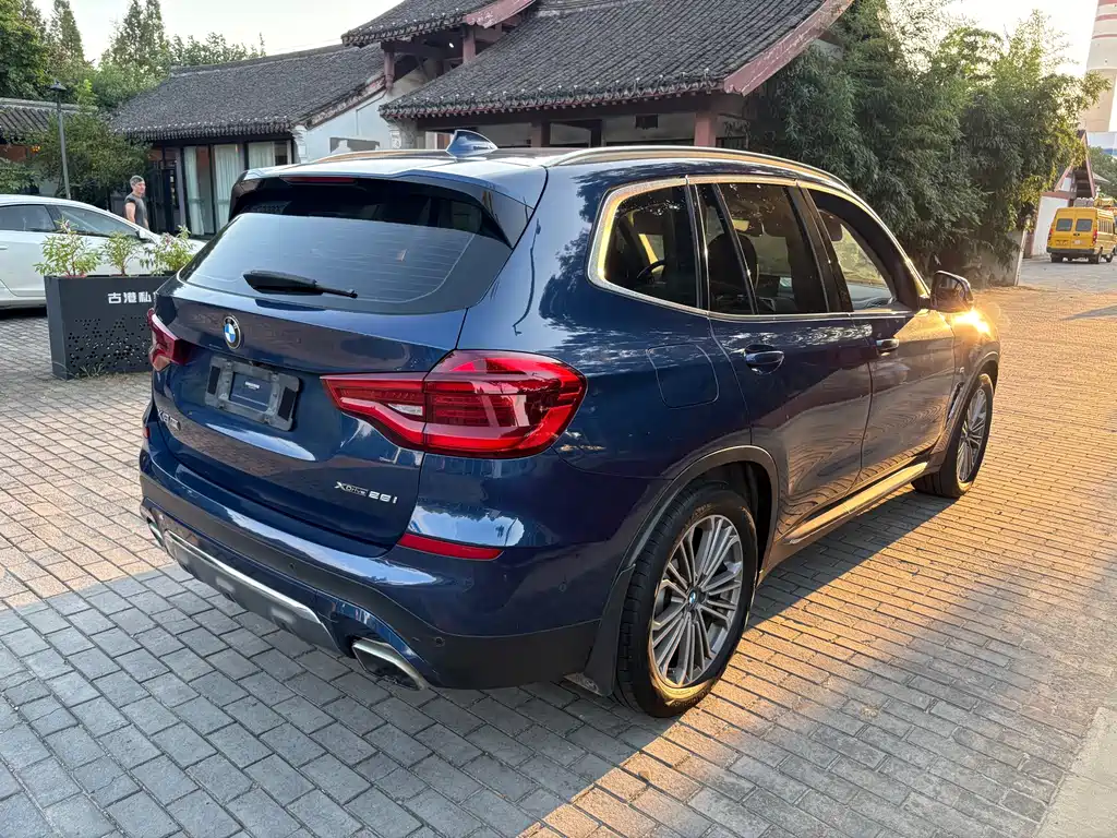 BMW X3 — миниатюра 5
