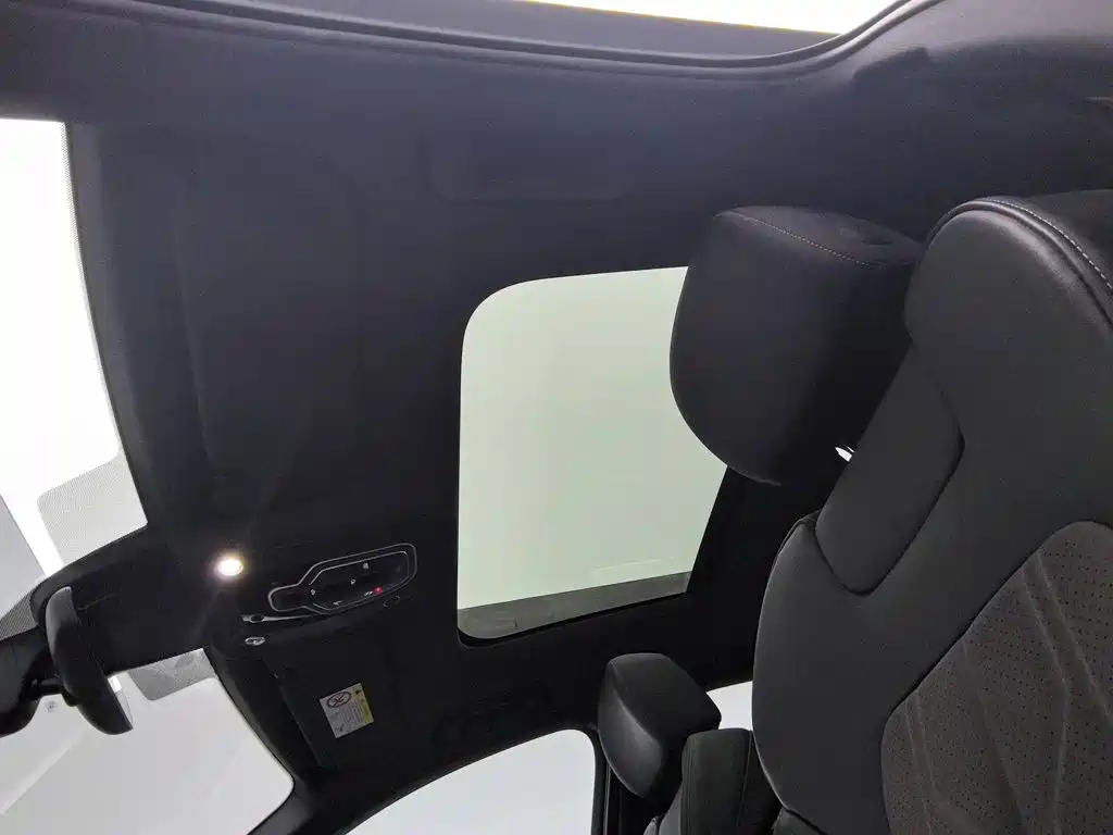 Audi A6L — миниатюра 14