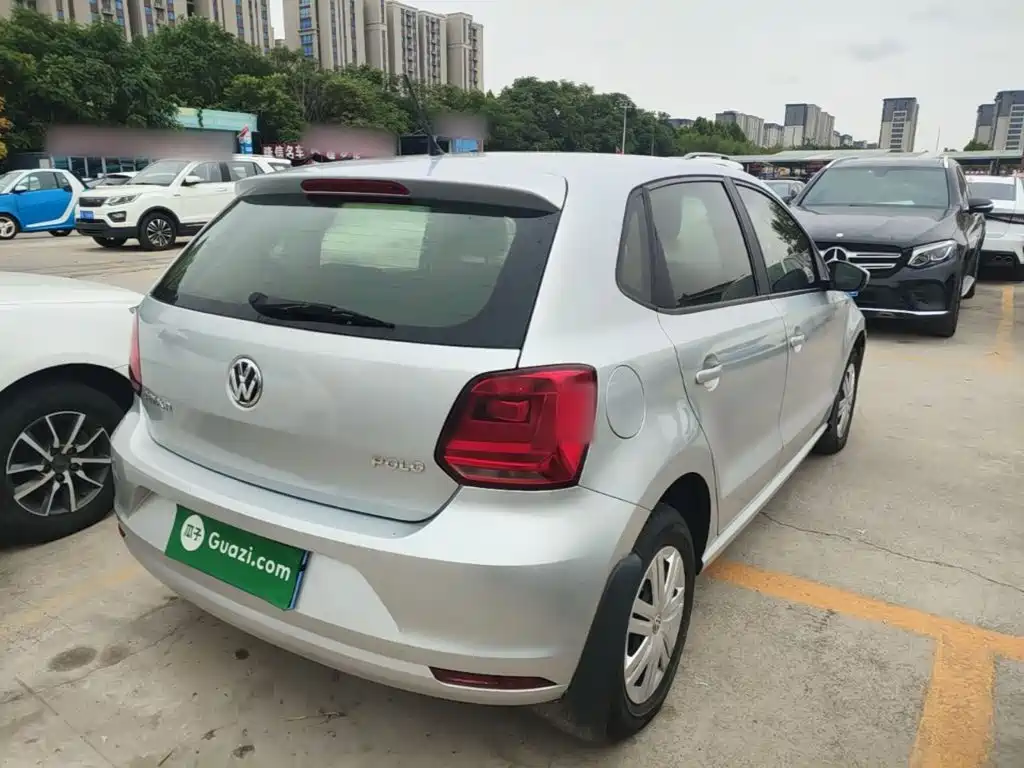 Volkswagen Polo — миниатюра 7