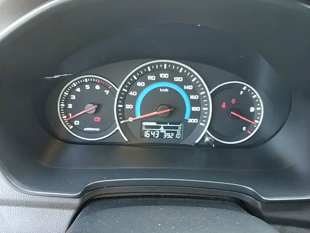 Wuling Hongguang V — миниатюра 12
