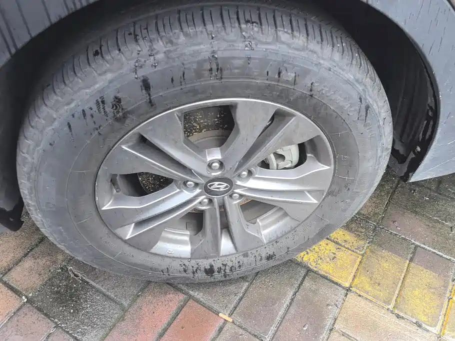 Hyundai Santa Fe — миниатюра 6