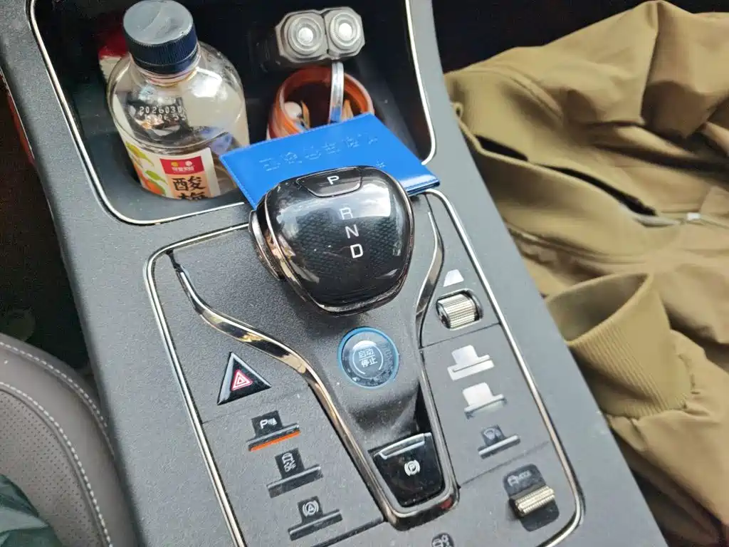 BYD Han — миниатюра 10