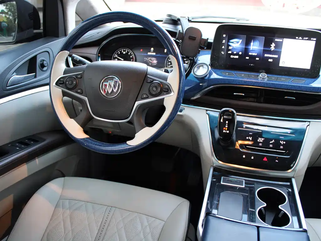 Buick GL8 — миниатюра 19