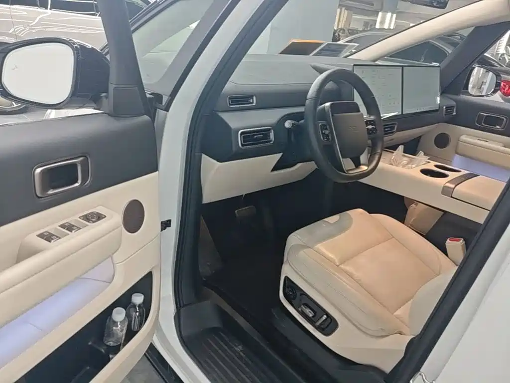Li Auto Li MEGA — миниатюра 16
