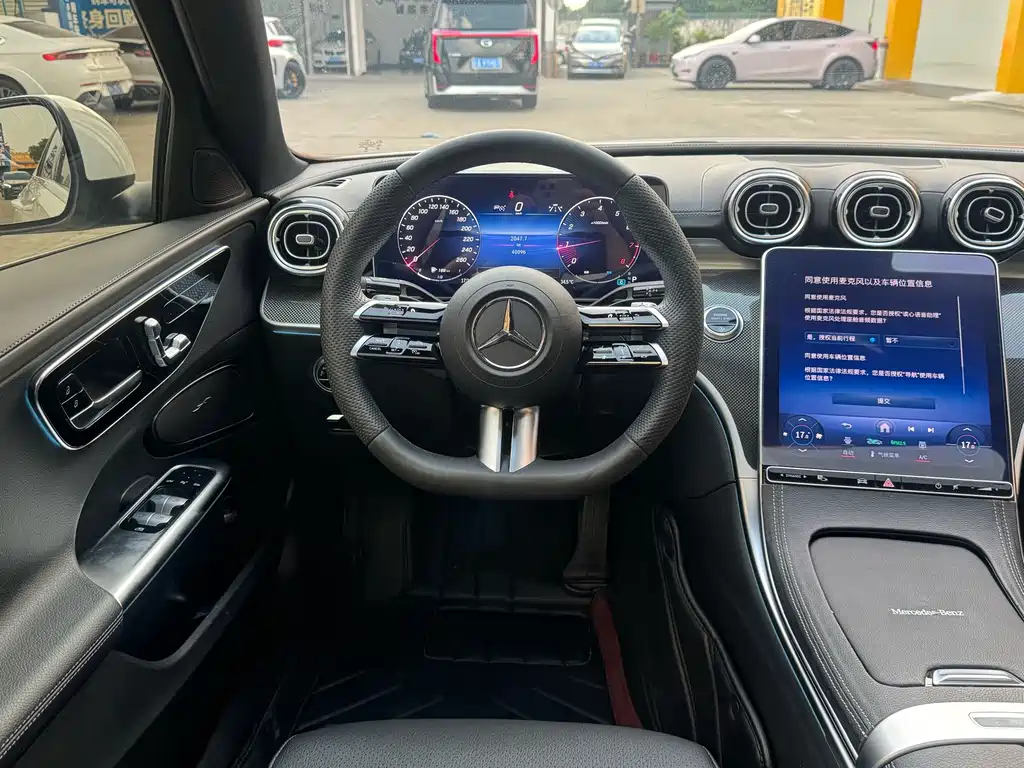 Mercedes-Benz C-Class — миниатюра 10