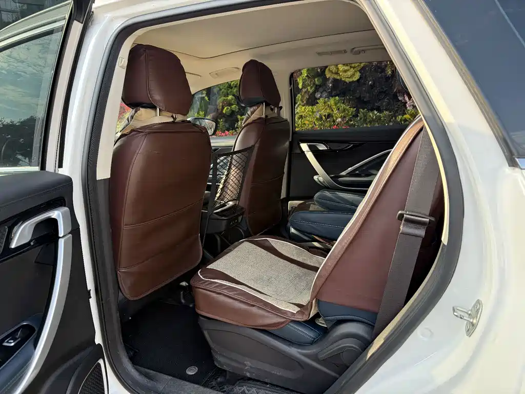Geely Jia Ji — миниатюра 8