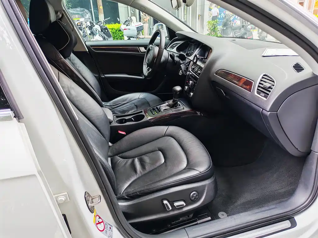 Audi A4L — миниатюра 13