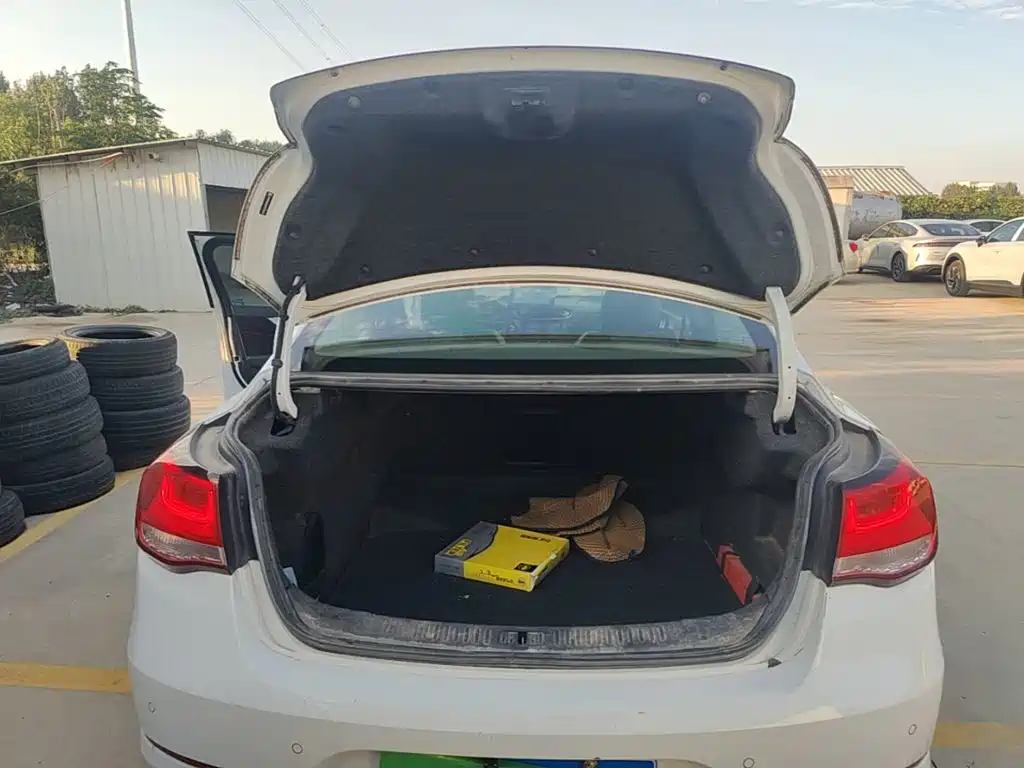 Chevrolet Malibu — миниатюра 19