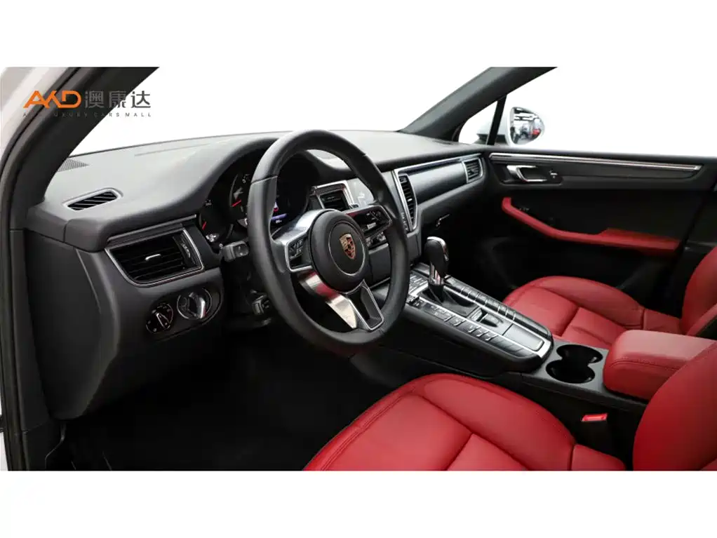 Porsche Macan — миниатюра 6
