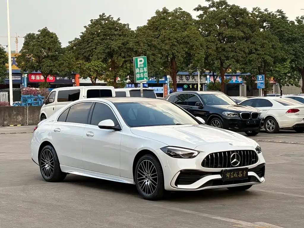 Mercedes-Benz C-Class — миниатюра 3