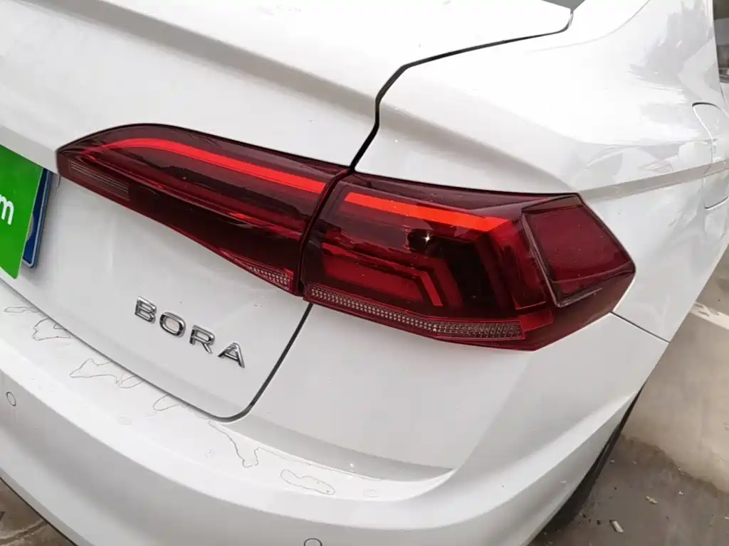 Volkswagen Bora — миниатюра 8