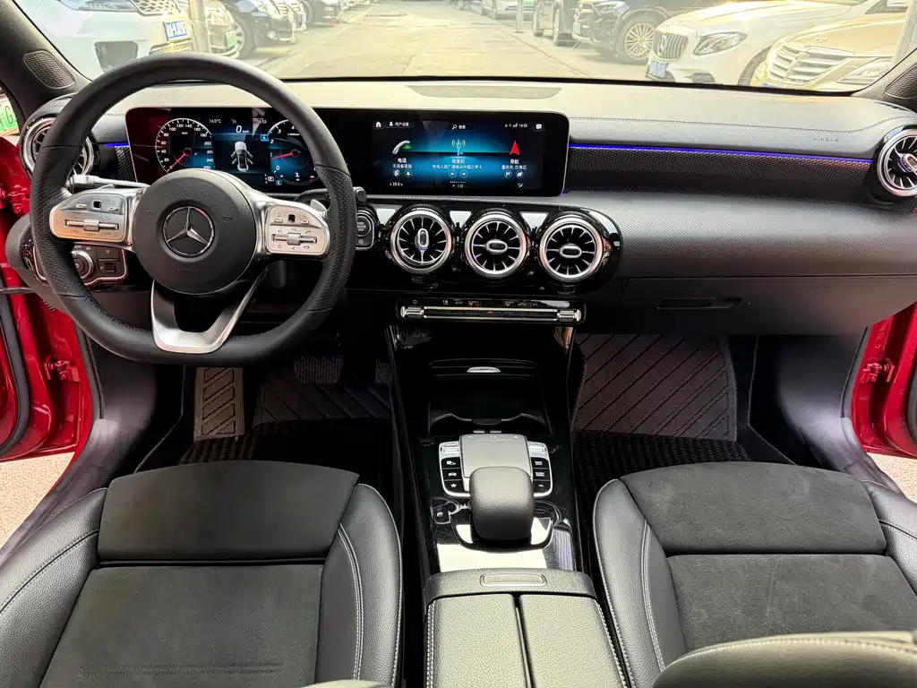 MERCEDES-BENZ A CLASS