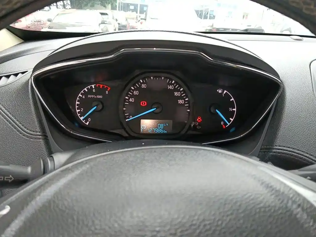 Ford Escort — миниатюра 4