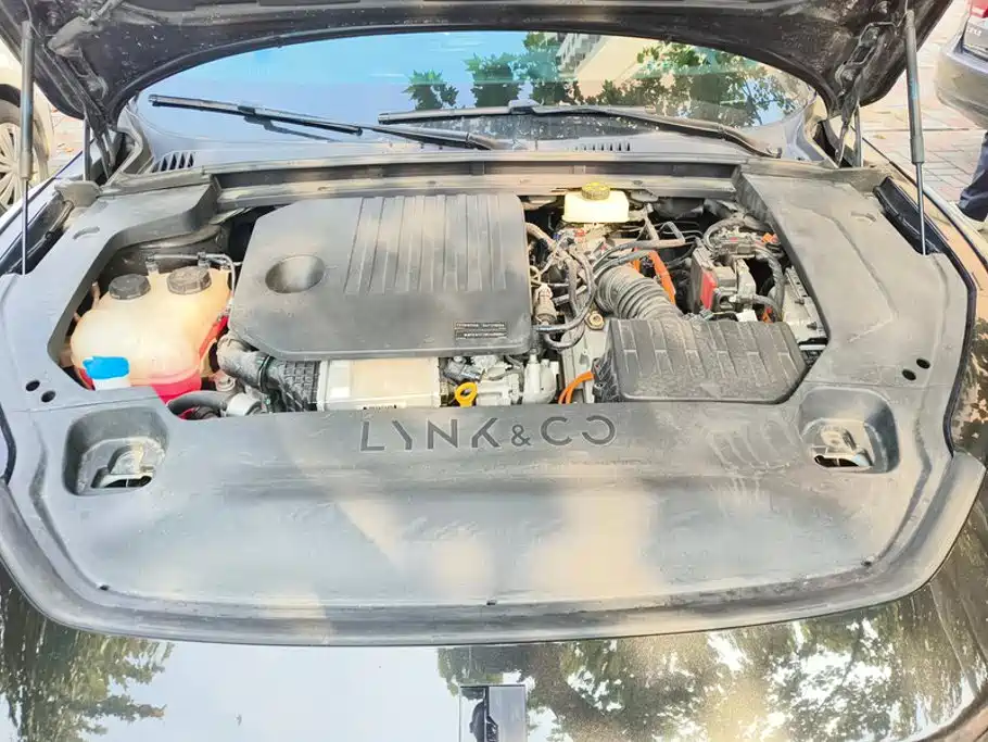 Lynk & Co 07 EM-P — миниатюра 10