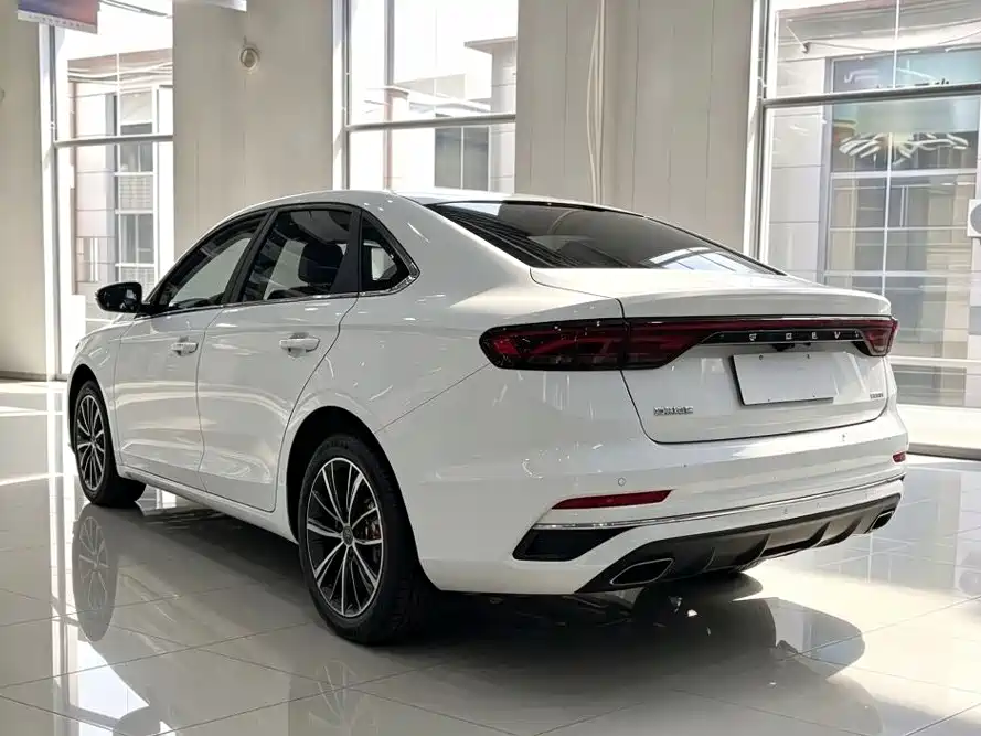 Geely Emgrand — миниатюра 9