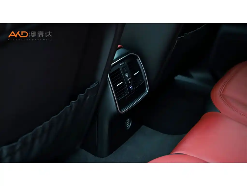 Porsche Macan — миниатюра 9