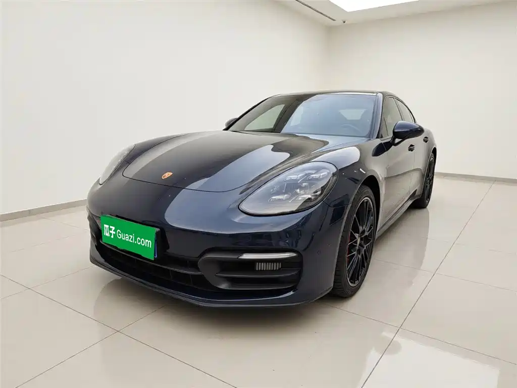 Porsche Panamera 2024