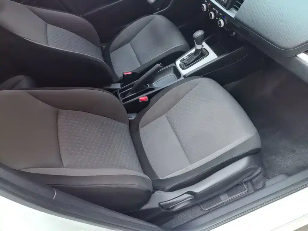 Honda Fit — миниатюра 25