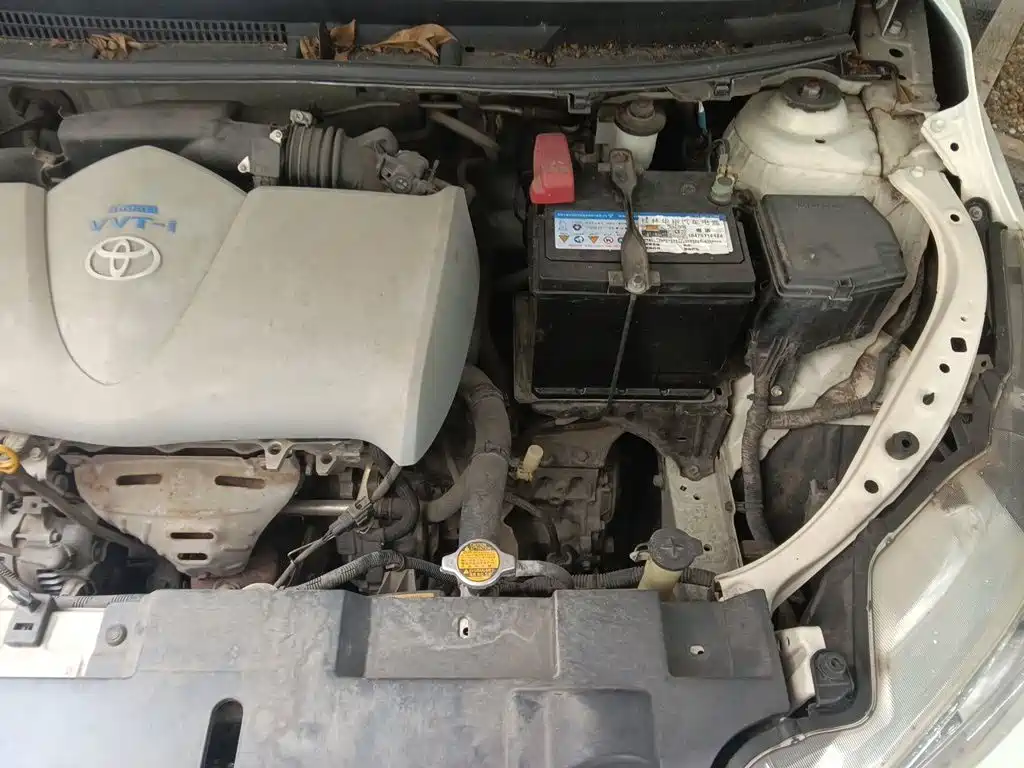 Toyota Yaris L — миниатюра 21