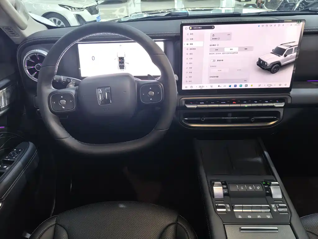 TANK TANK 300 NEW ENERGY